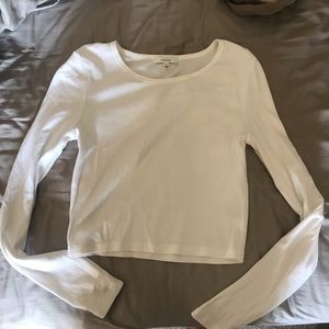 Aritzia long sleeve like new cropped